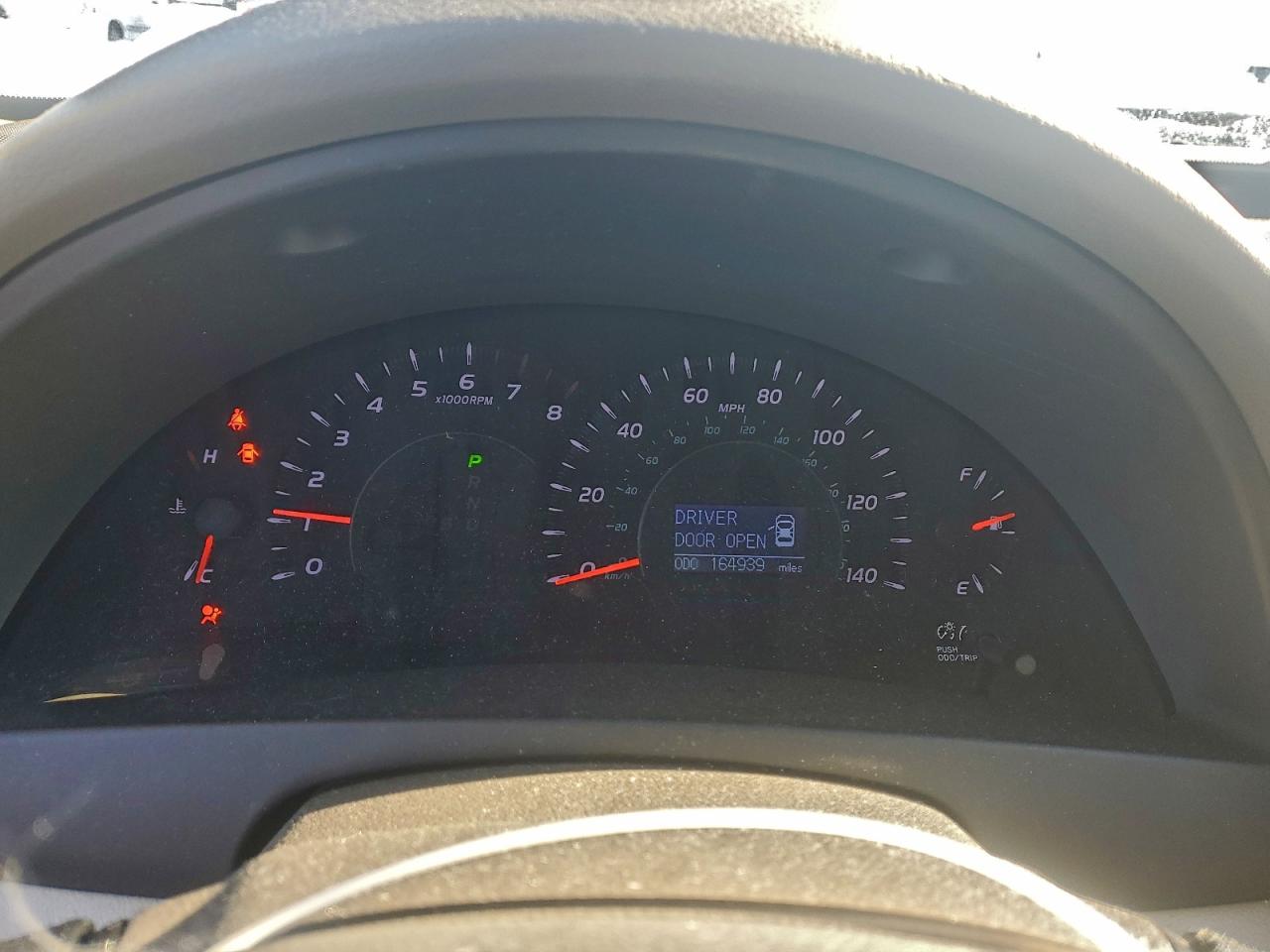 Toyota Camry Base Image 11