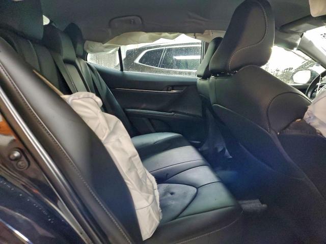 Toyota Camry Xse Image 10