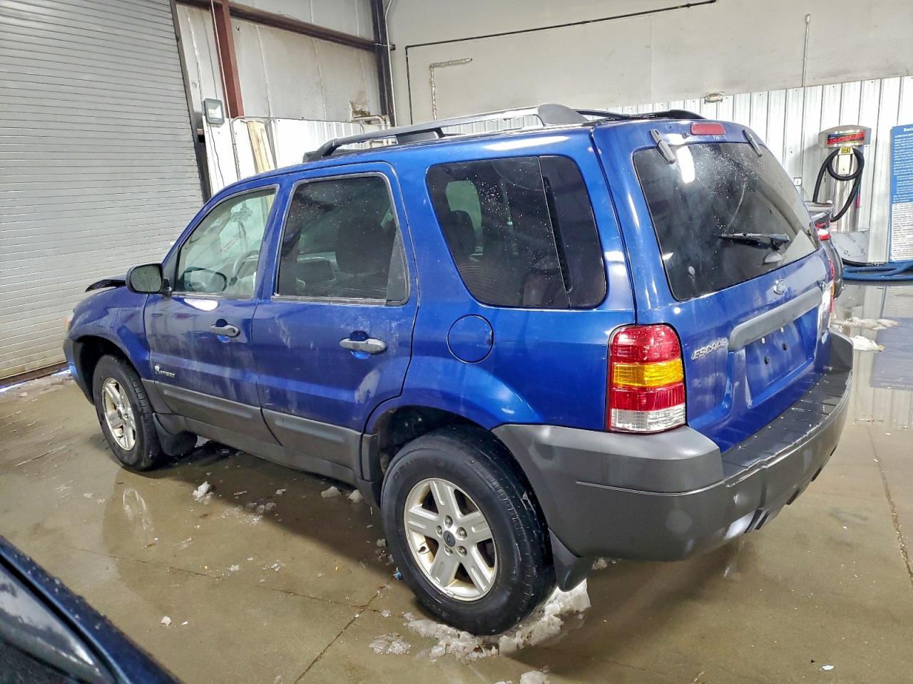 Ford Escape Hev Image 2