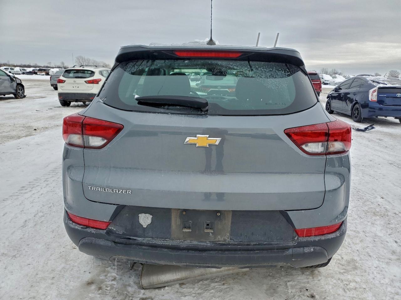 Chevrolet Trailblazer Ls Image 2