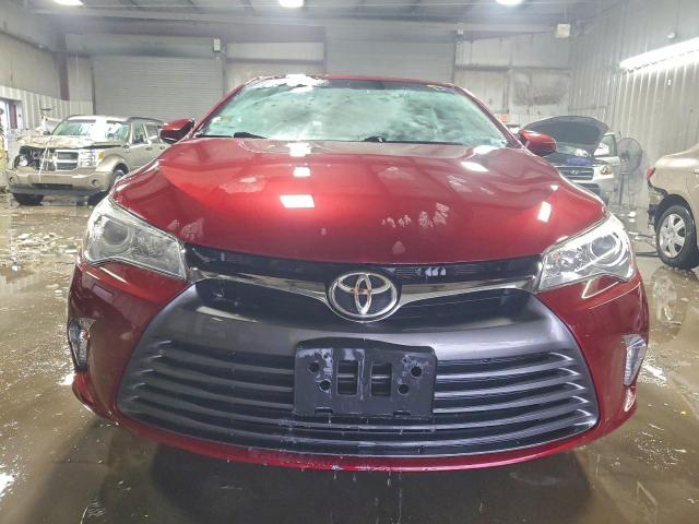 Toyota Camry Le Image 6
