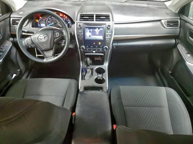 Toyota Camry Le Image 8