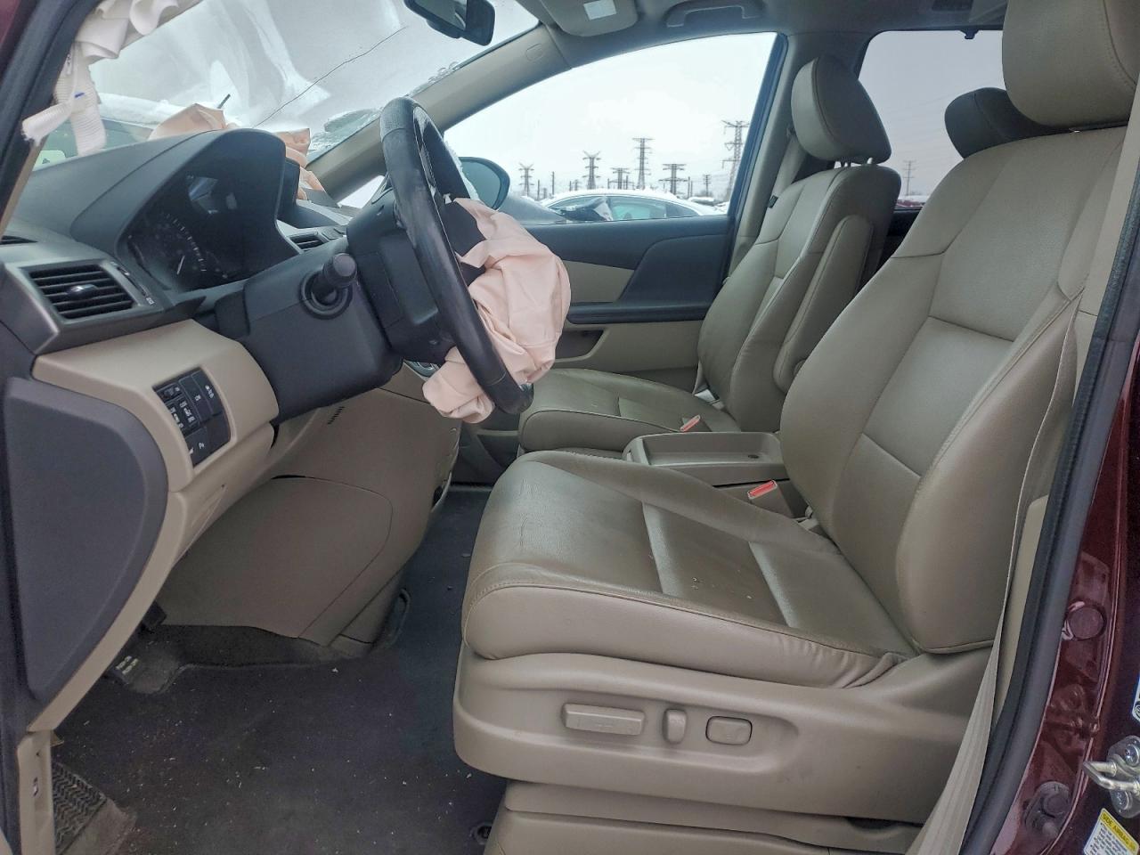 Honda Odyssey Touring Image 7