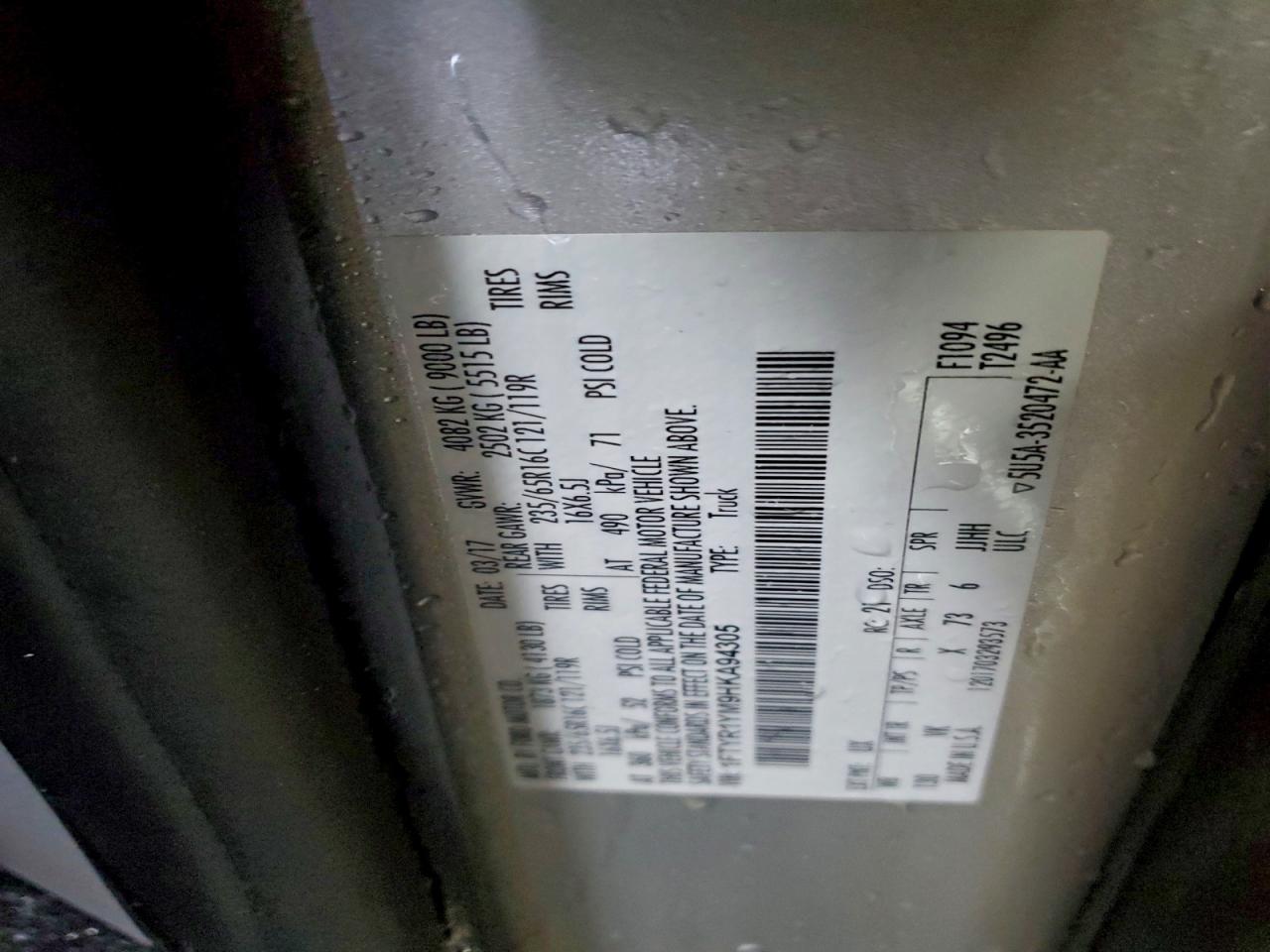 Ford Transit T-250 Image 9