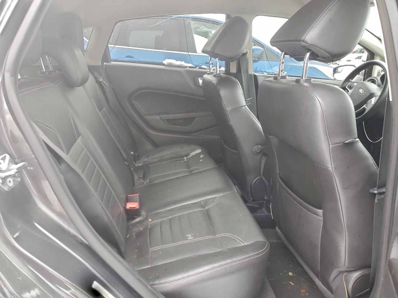 Ford Fiesta Titanium Image 10