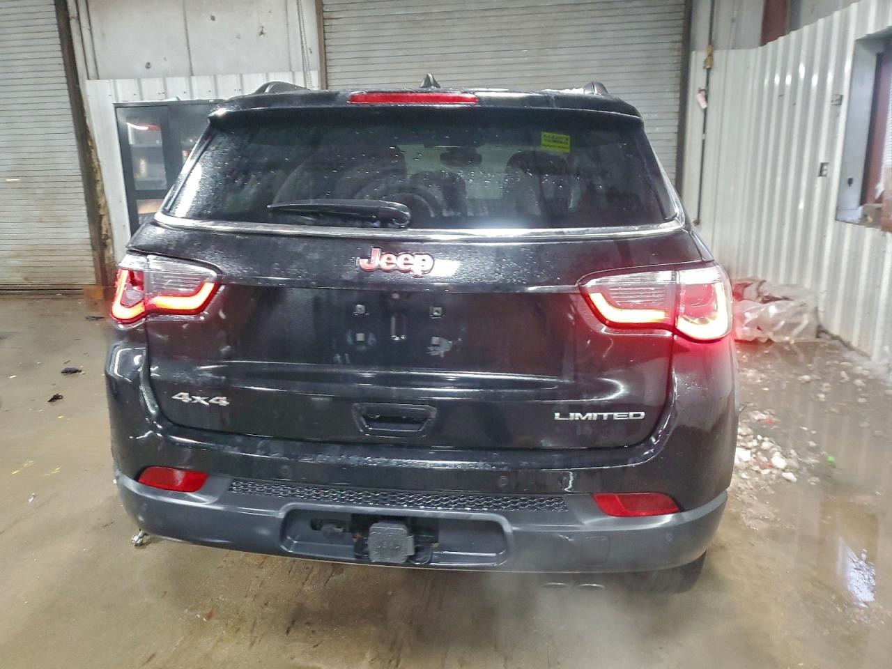 Jeep Compass Limited Image 3