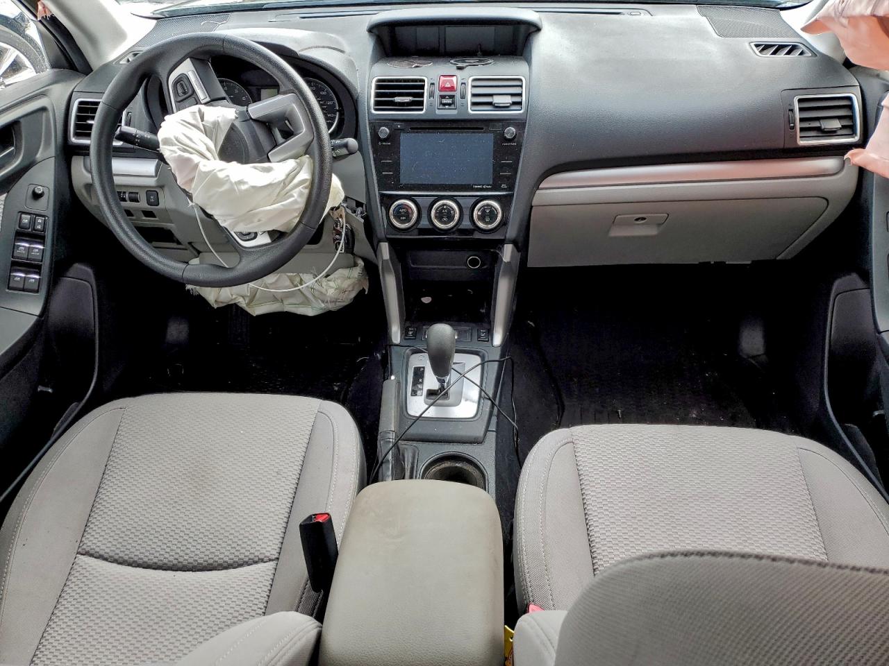 Subaru Forester 2.5i Premium Image 6