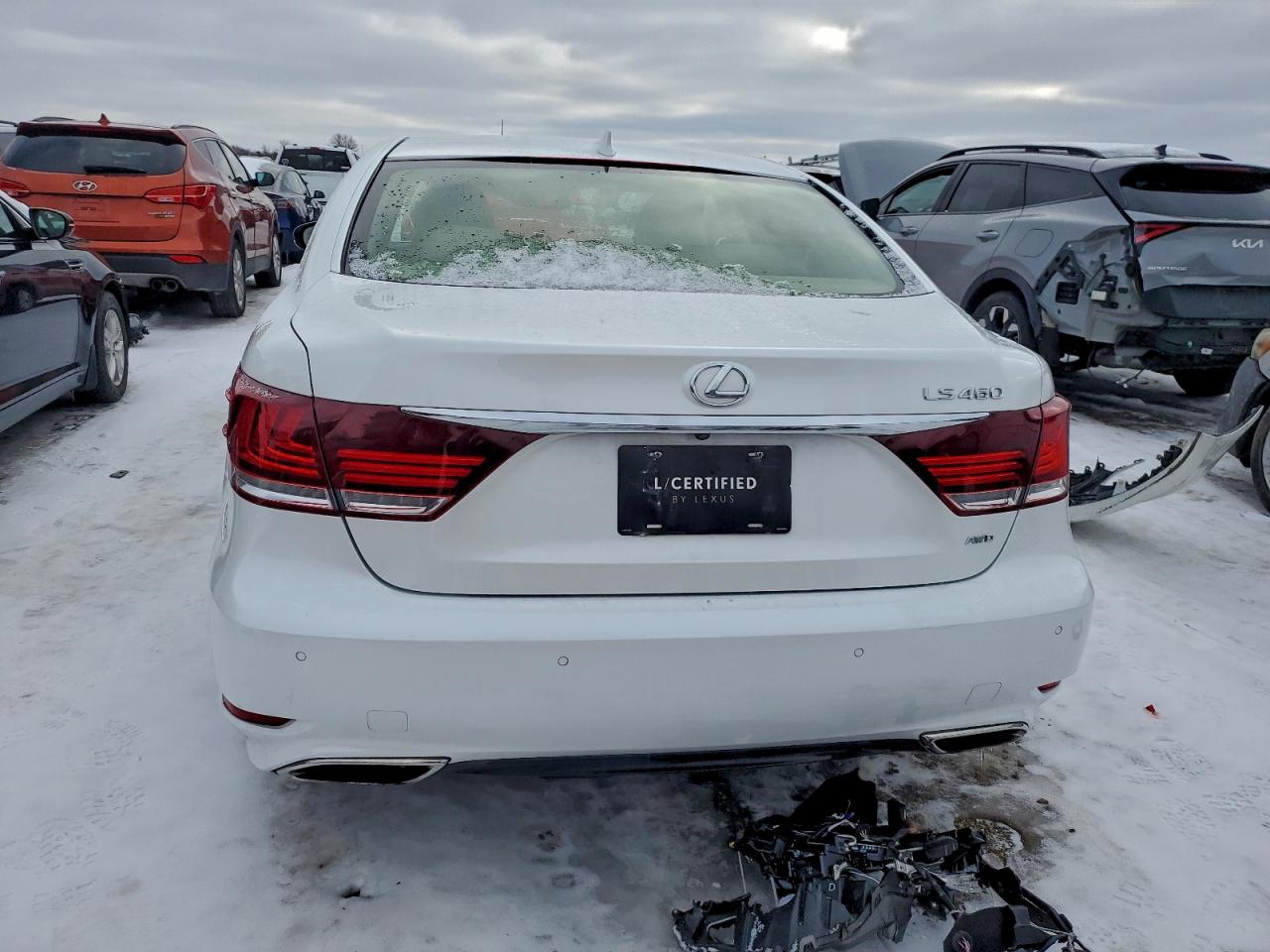 Lexus LS 460 Image 4