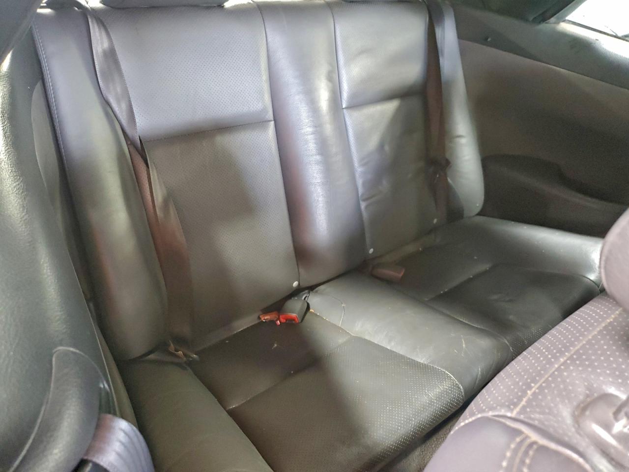 Toyota Camry Se Image 10