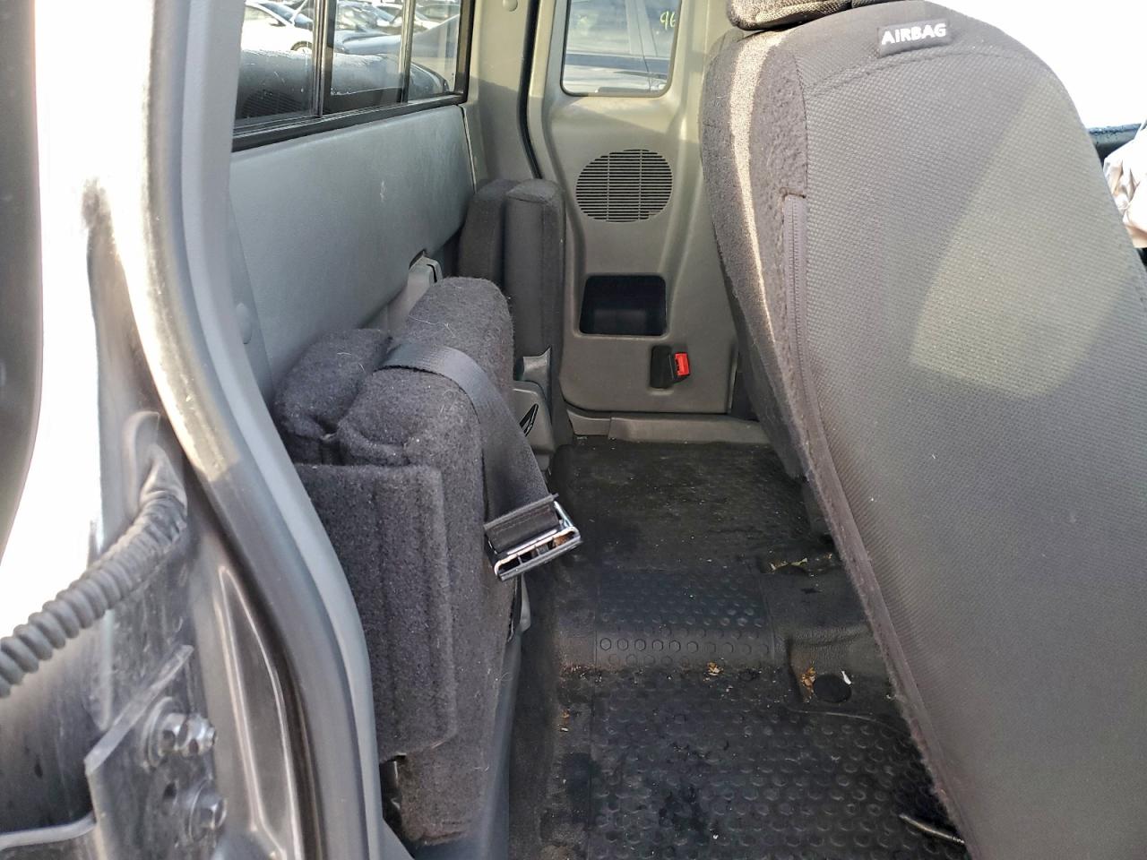 Ford Ranger Super Cab Image 3