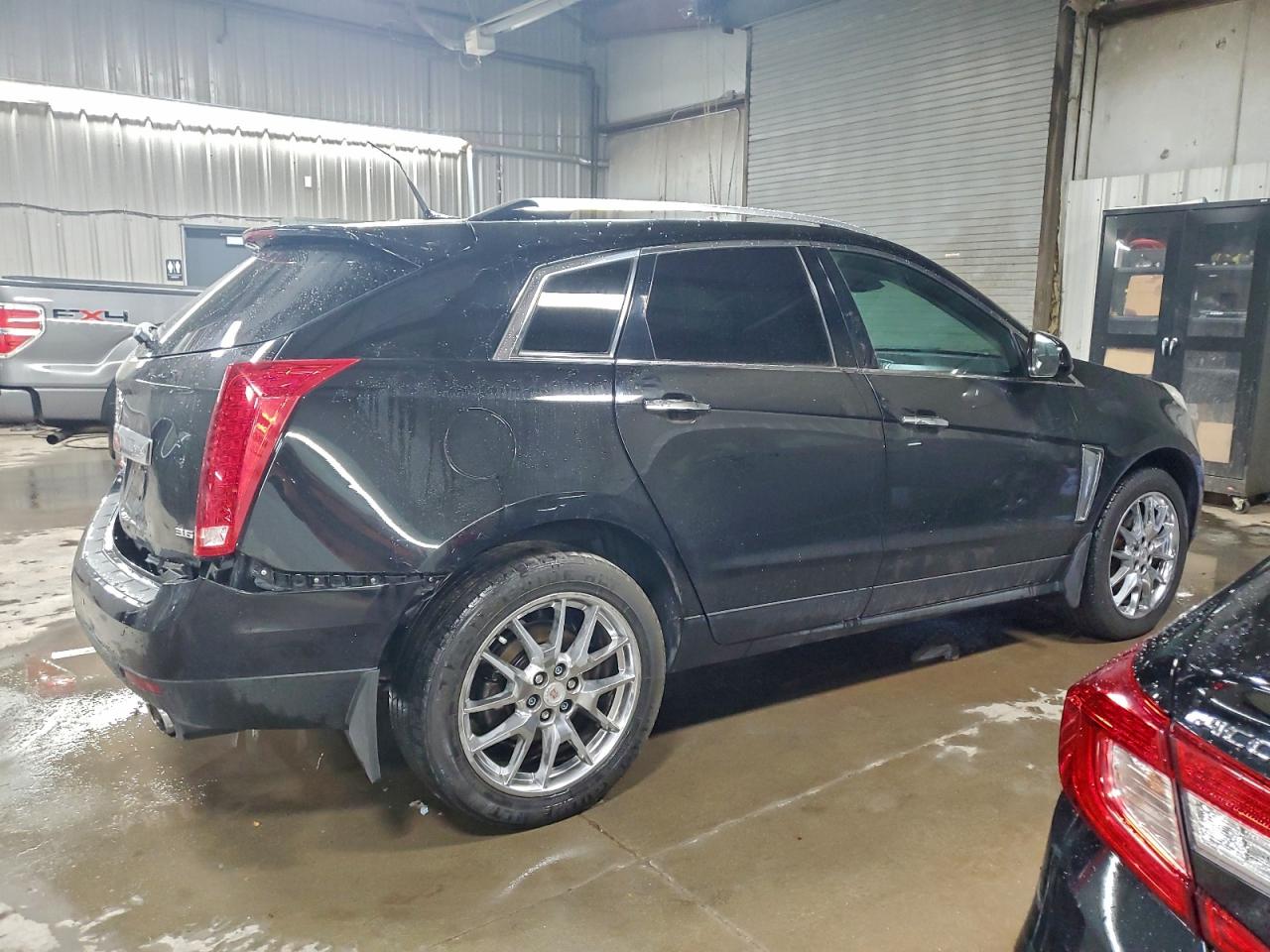 Cadillac SRX Premium Collection Image 8