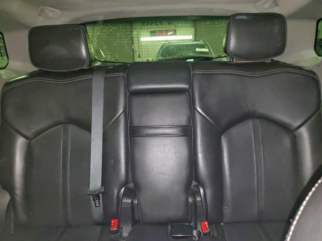 Cadillac SRX Premium Collection Image 13