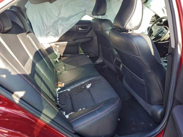 Toyota Camry Le Image 11