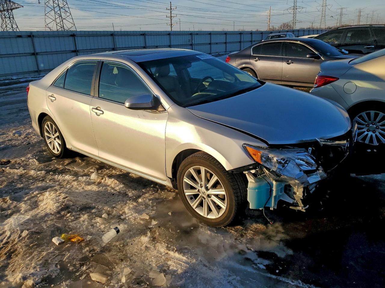 Toyota Camry Base Image 5