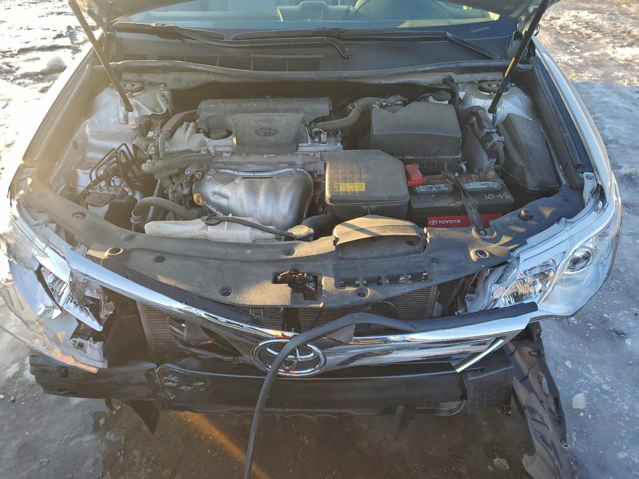 Toyota Camry Base Image 2