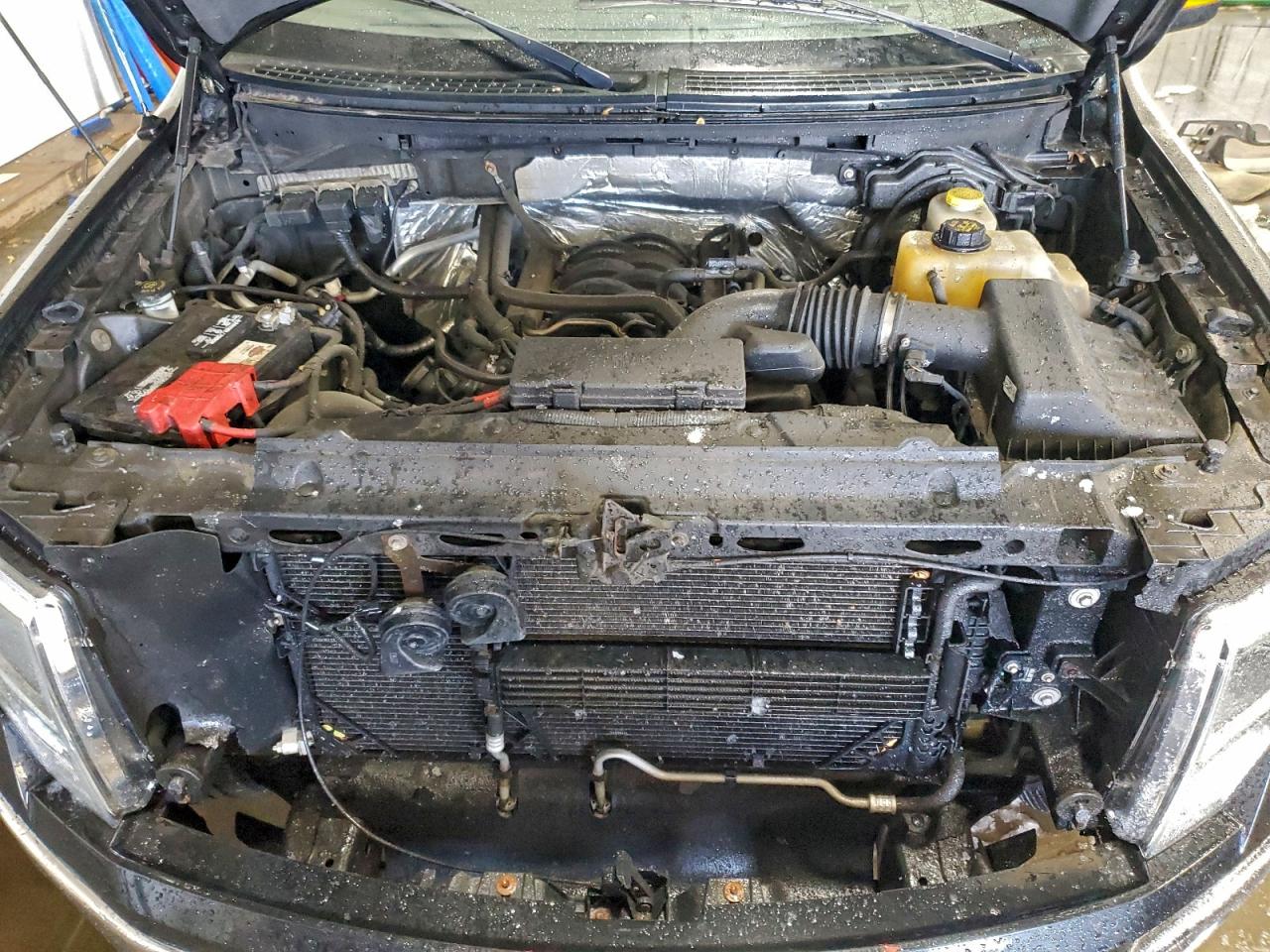 Ford F-150 Supercrew Image 9