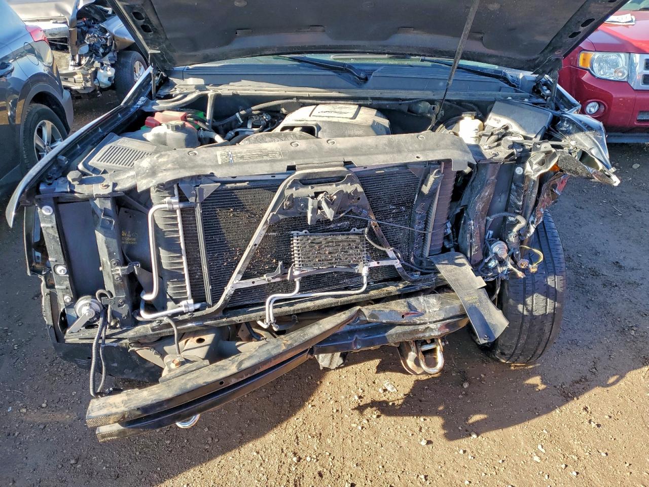 Chevrolet Suburban K1500 Ltz Image 8