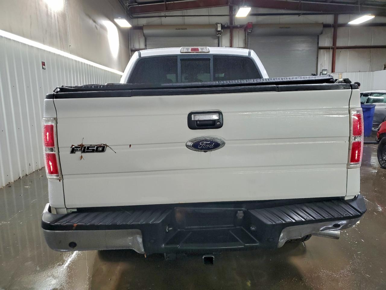 Ford F-150 Supercrew Image 12