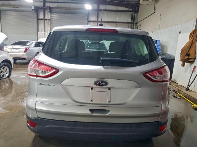 Ford Escape S Image 10