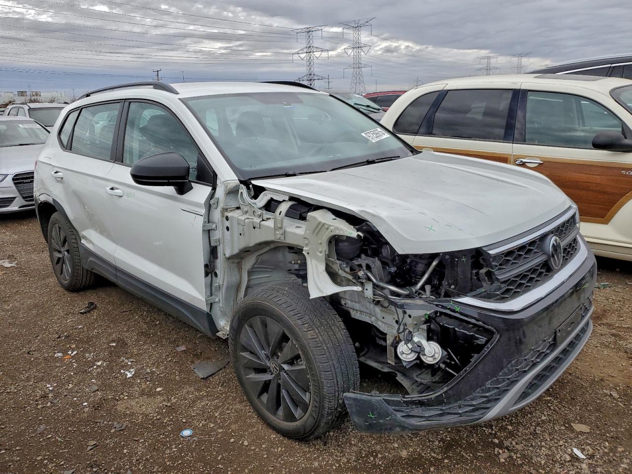 Volkswagen Taos S Image 7