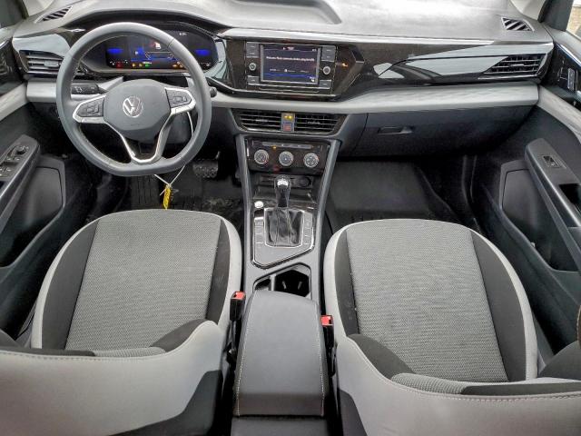 Volkswagen Taos S Image 2