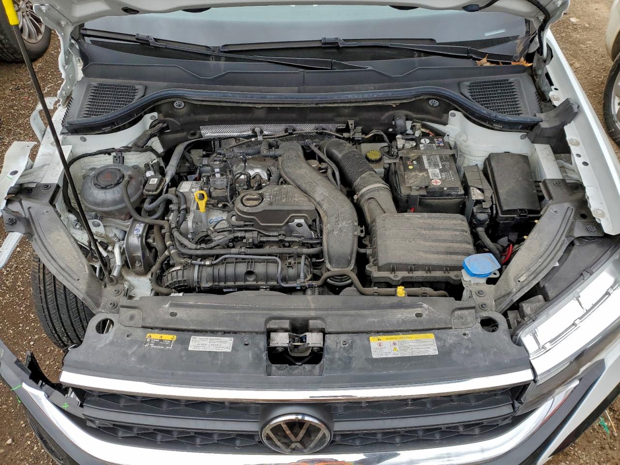 Volkswagen Taos S Image 6
