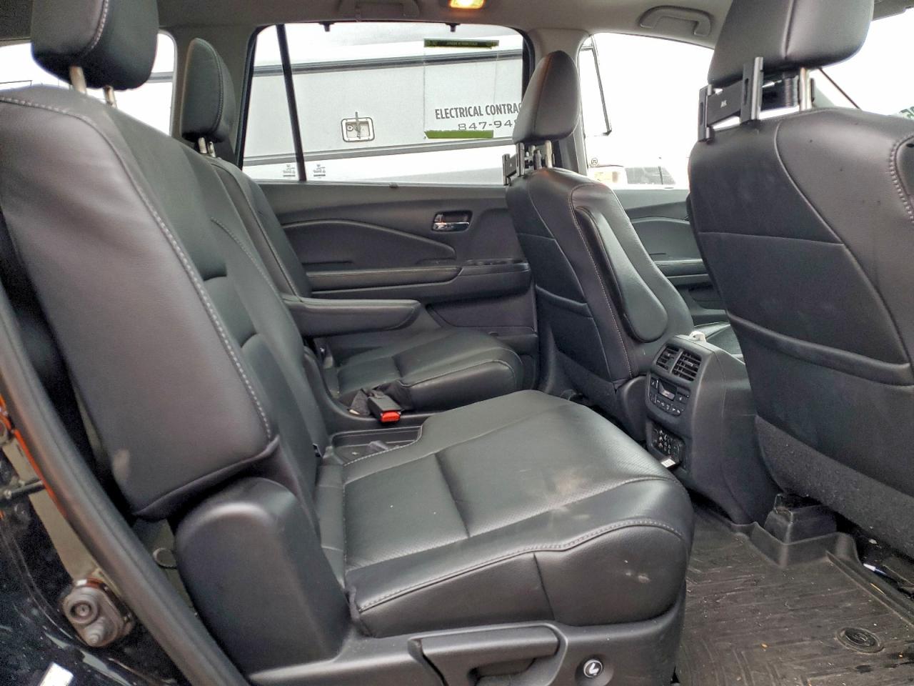 Honda Pilot Elite Image 9