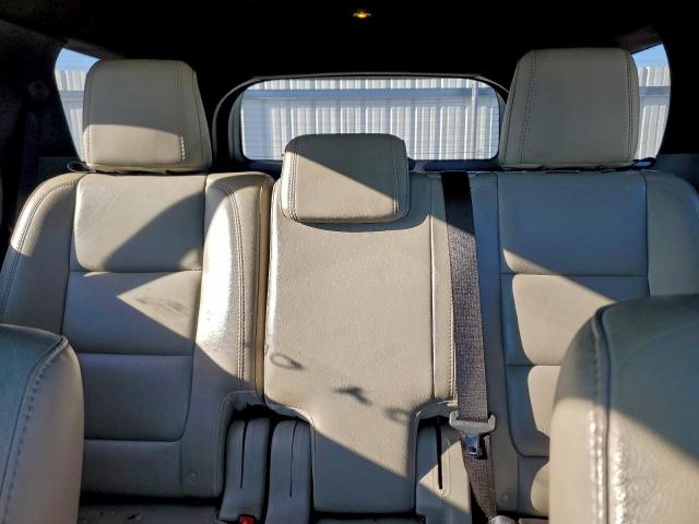 Ford Explorer Xlt Image 9