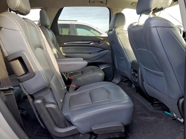 Buick Enclave Essence Image 10