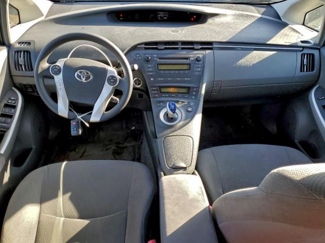 Toyota Prius Image 6