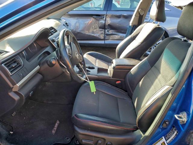 Toyota Camry Le Image 4