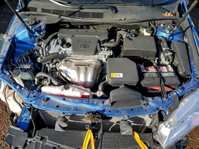 Toyota Camry Le Image 12