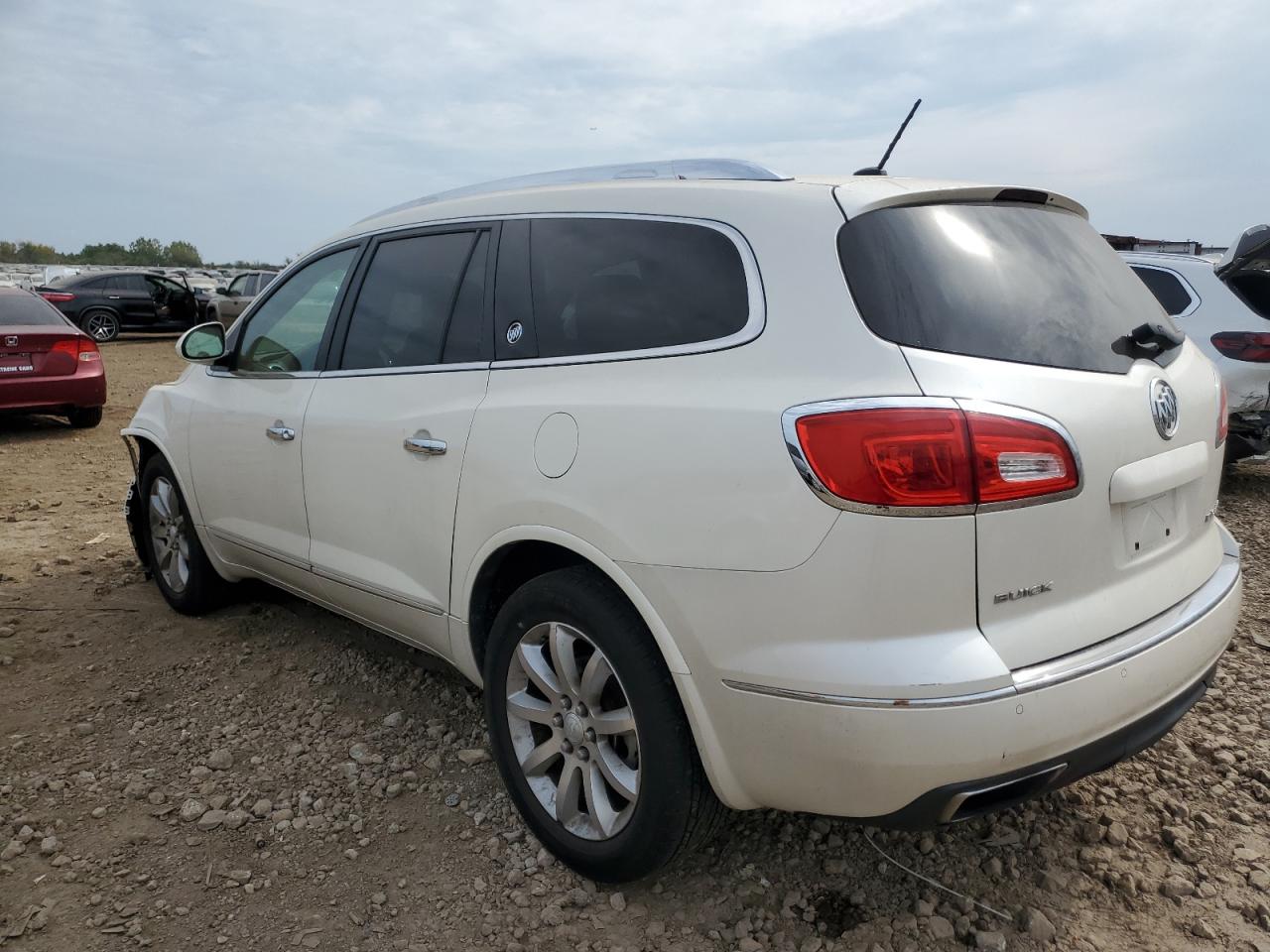 Buick Enclave Image 12