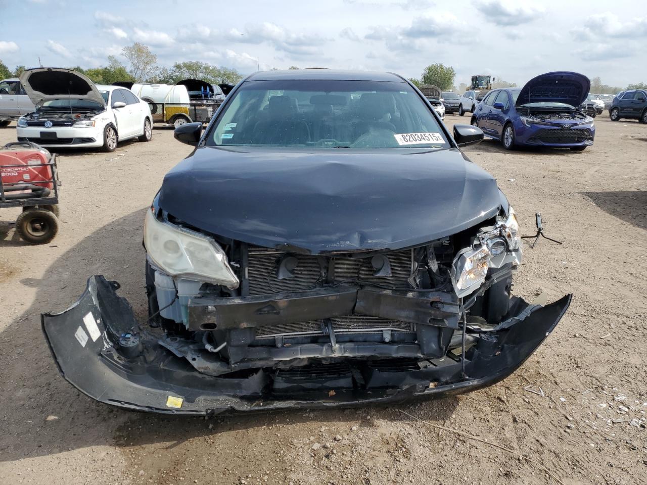 Toyota Camry L Image 3