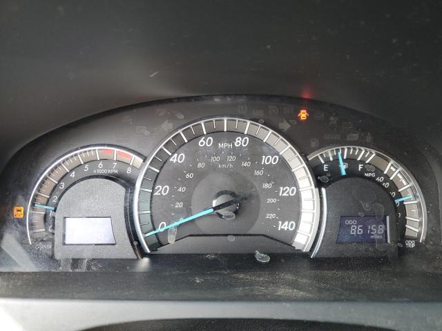 Toyota Camry L Image 8