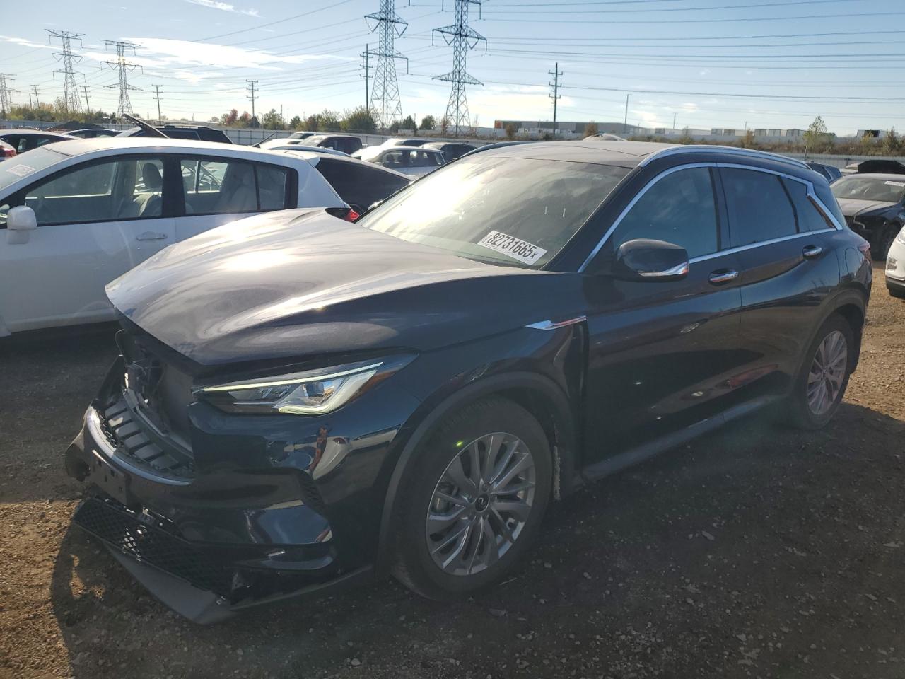 INFINITI Qx Luxe Image 1