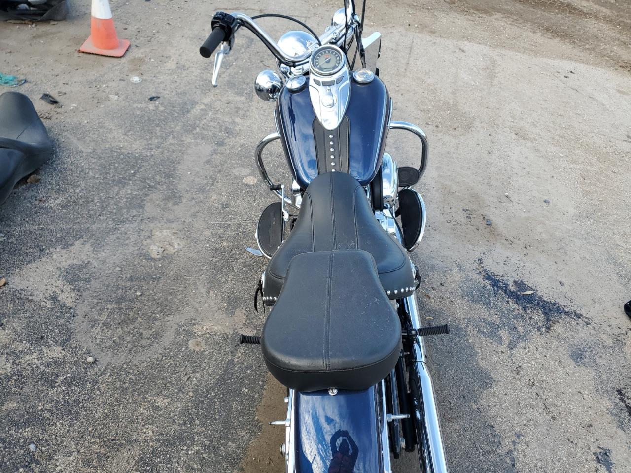 Harley-Davidson Fl Heritage Softail Classic Image 4