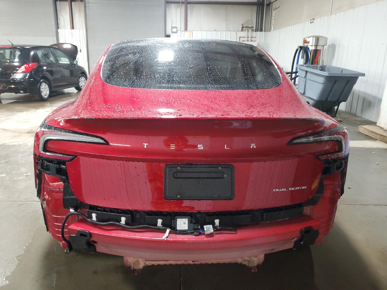 Tesla Model 3 Image 9