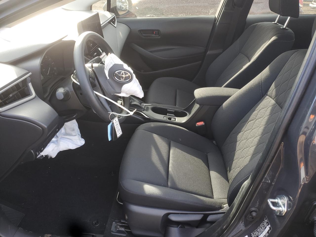 Toyota Corolla Le Image 2