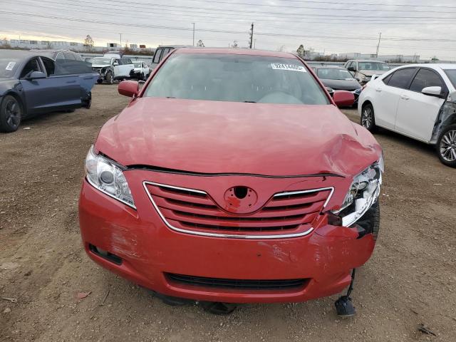 Toyota Camry Le Image 7