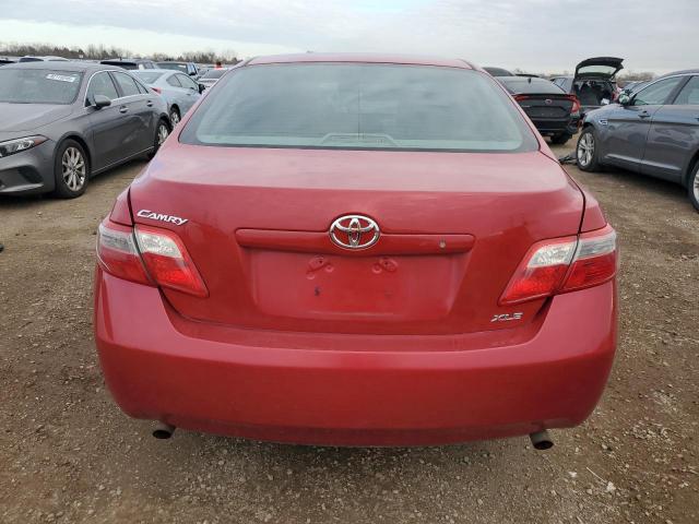 Toyota Camry Le Image 11