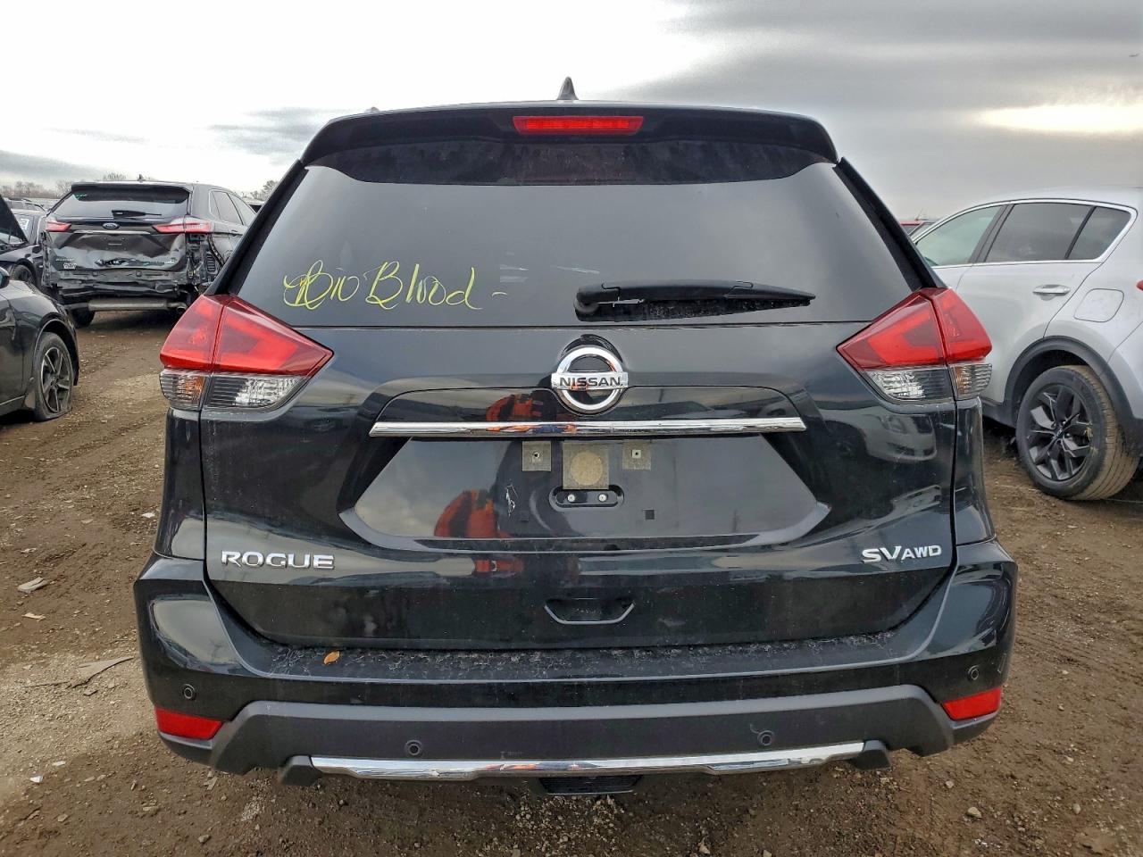 Nissan Rogue S Image 9
