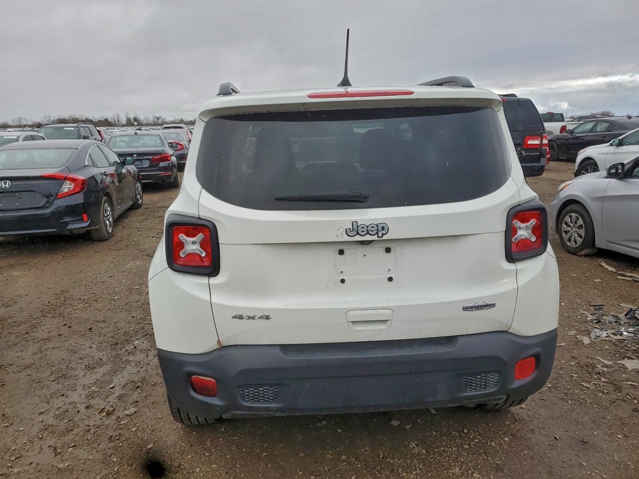 Jeep Renegade Latitude Image 11