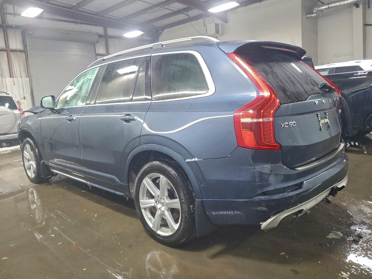 Volvo XC90 T8 Image 10