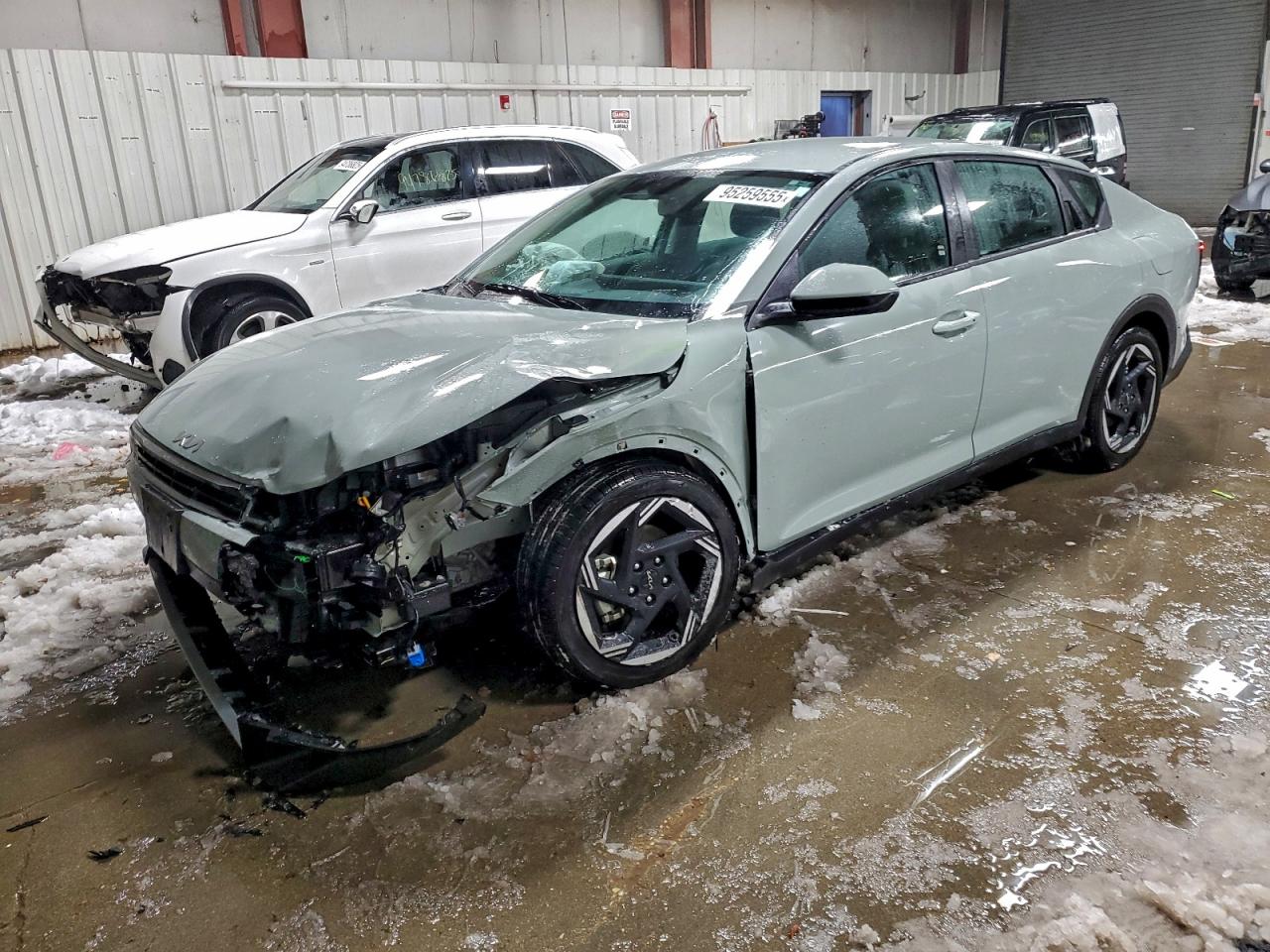 Kia K4 Ex Ex Image 1