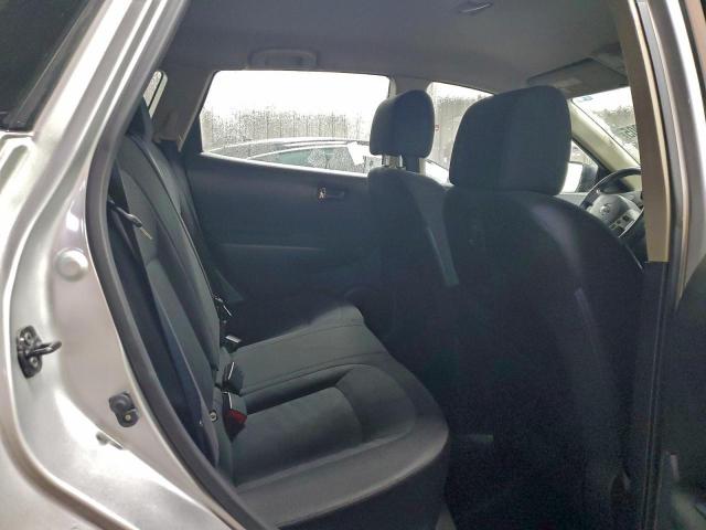 Nissan Rogue S Image 9