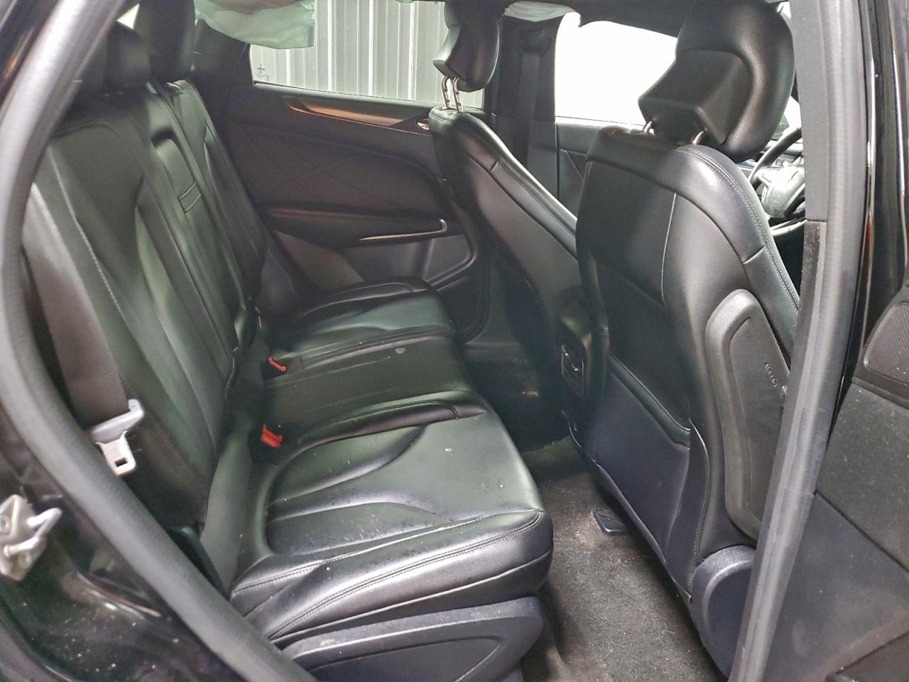 Lincoln MKC Premiere Image 11