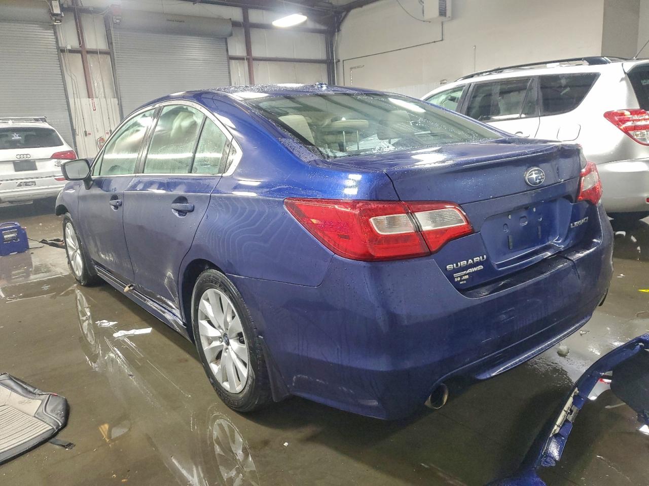 Subaru Legacy 2.5i Premium Image 5
