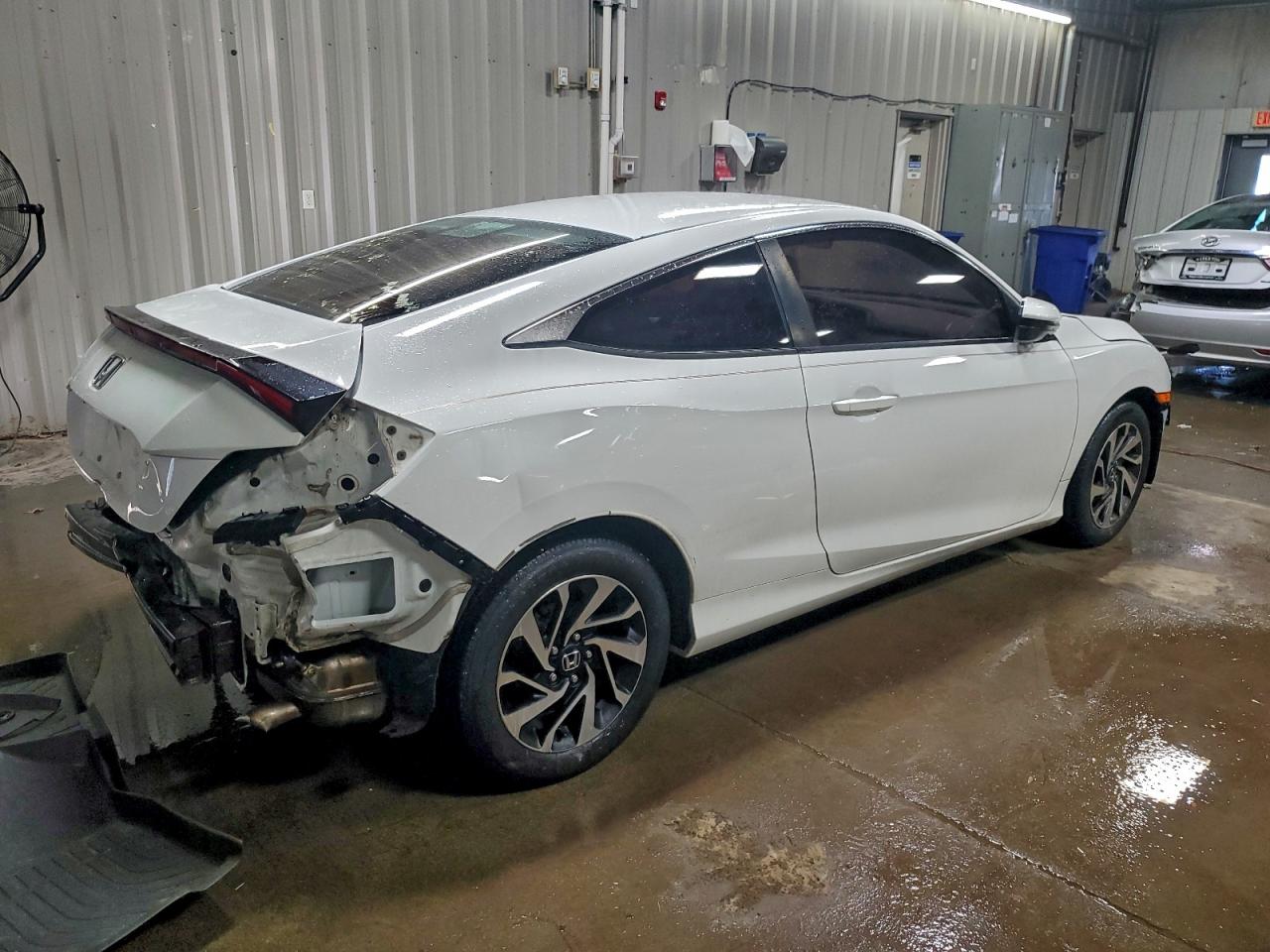 Honda Civic Lx Image 2