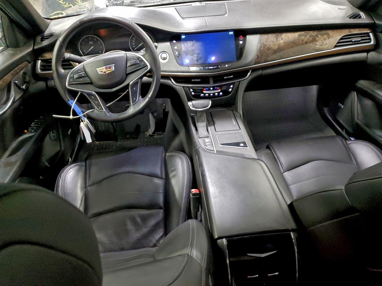 Cadillac CT6 Luxury Image 2